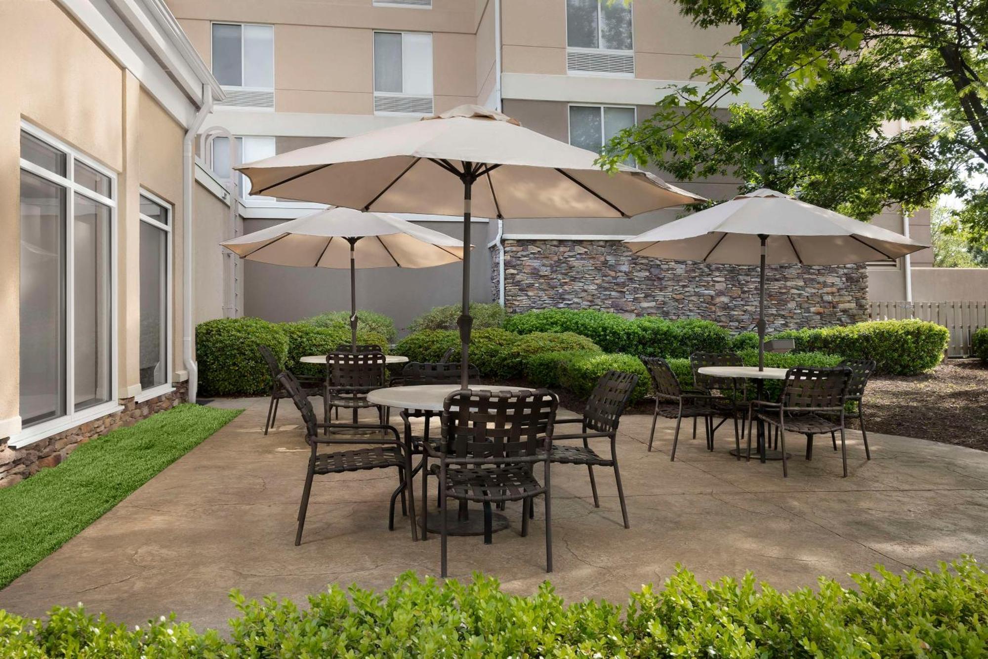 Hilton Garden Inn Raleigh Capital Blvd I-540 Εξωτερικό φωτογραφία