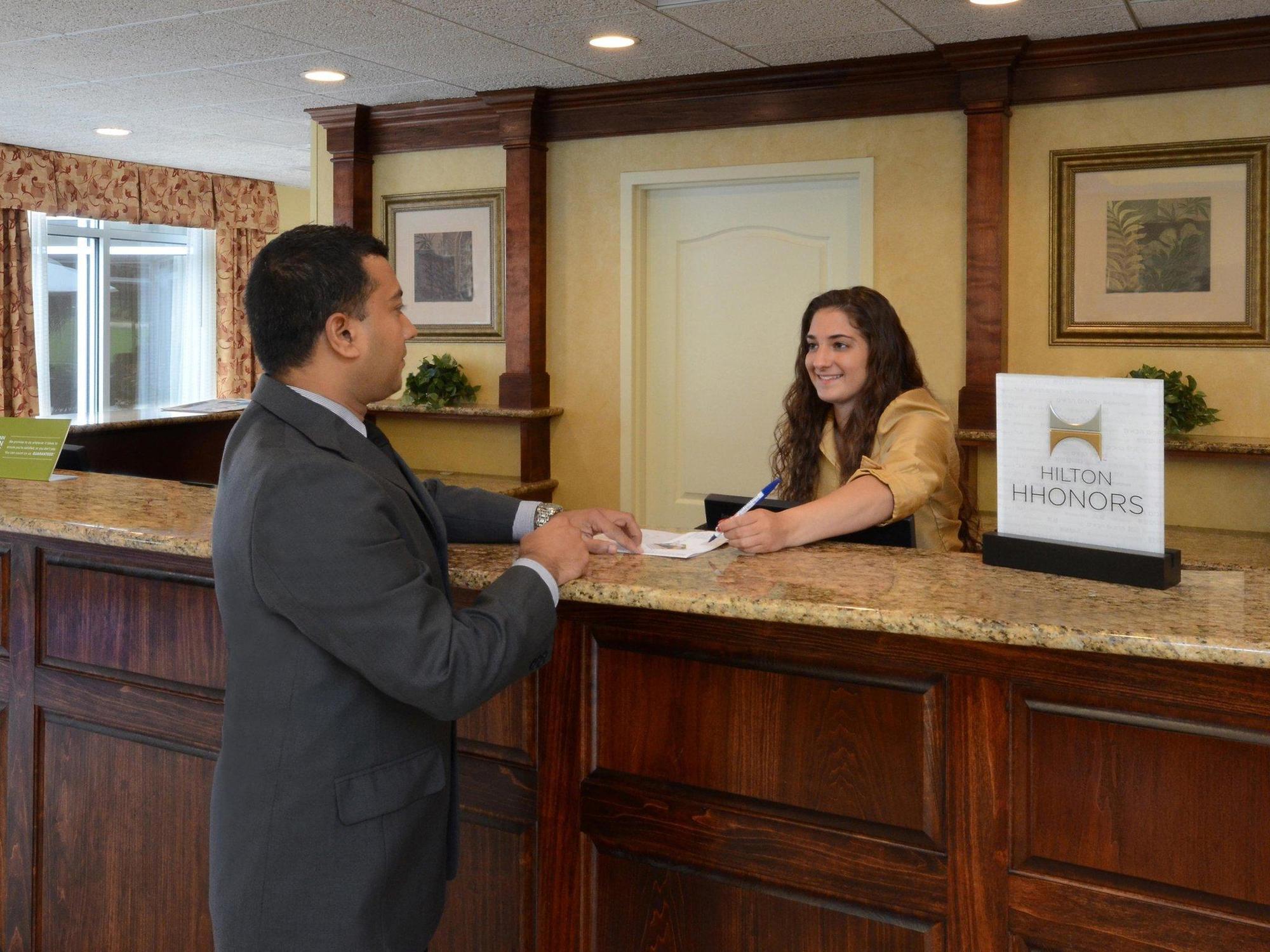 Hilton Garden Inn Raleigh Capital Blvd I-540 Εξωτερικό φωτογραφία