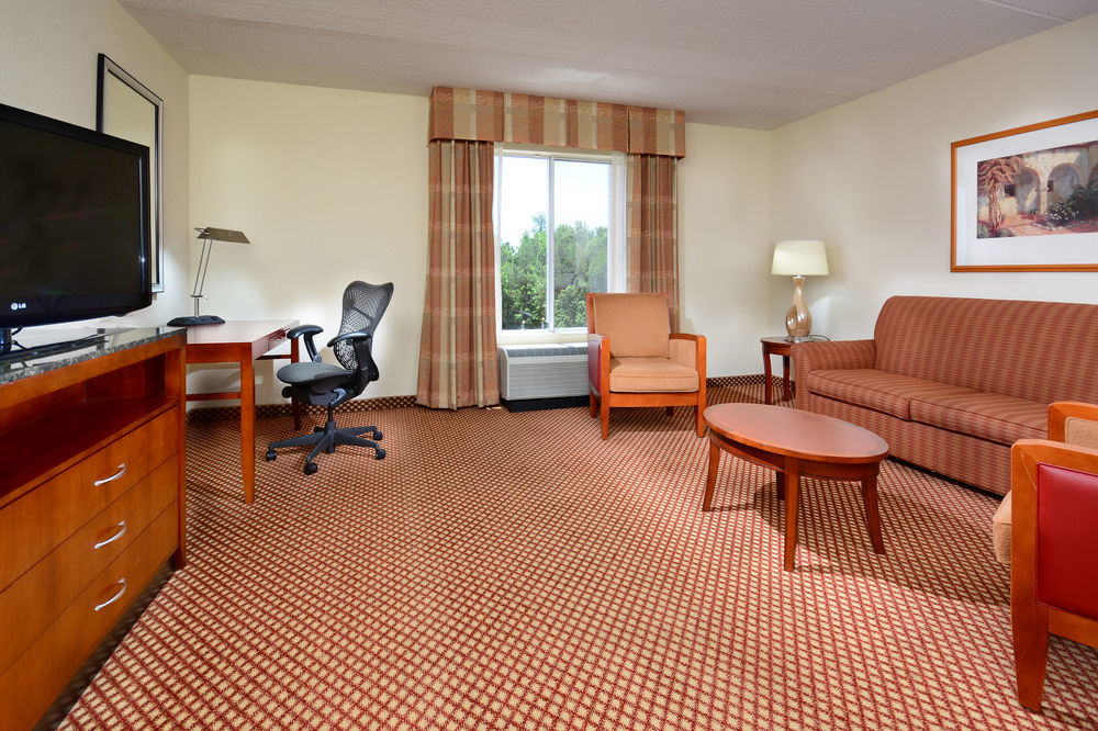 Hilton Garden Inn Raleigh Capital Blvd I-540 Εξωτερικό φωτογραφία